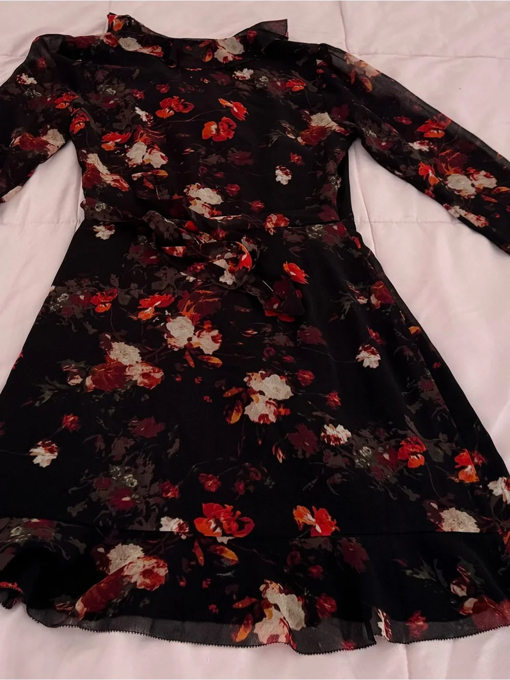 Aritzia Wilfred Louise Black and red Floral Ruffle Wrap Dress, size XS boho chic